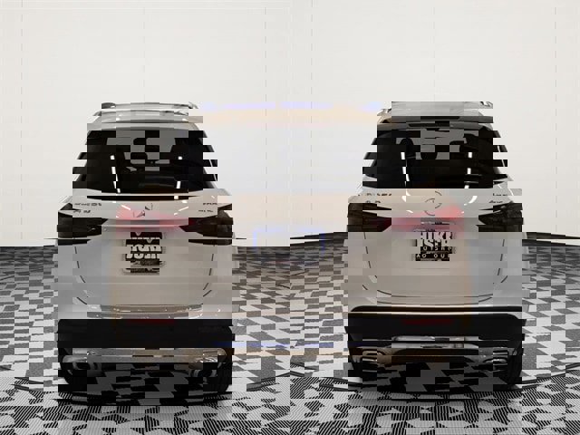 New 2025 Mercedes-Benz GLA 250 4MATIC image 7