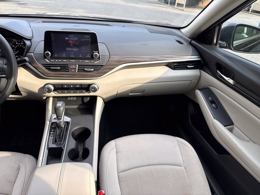 Certified 2025 Nissan Altima 2.5 SV FWD image 33