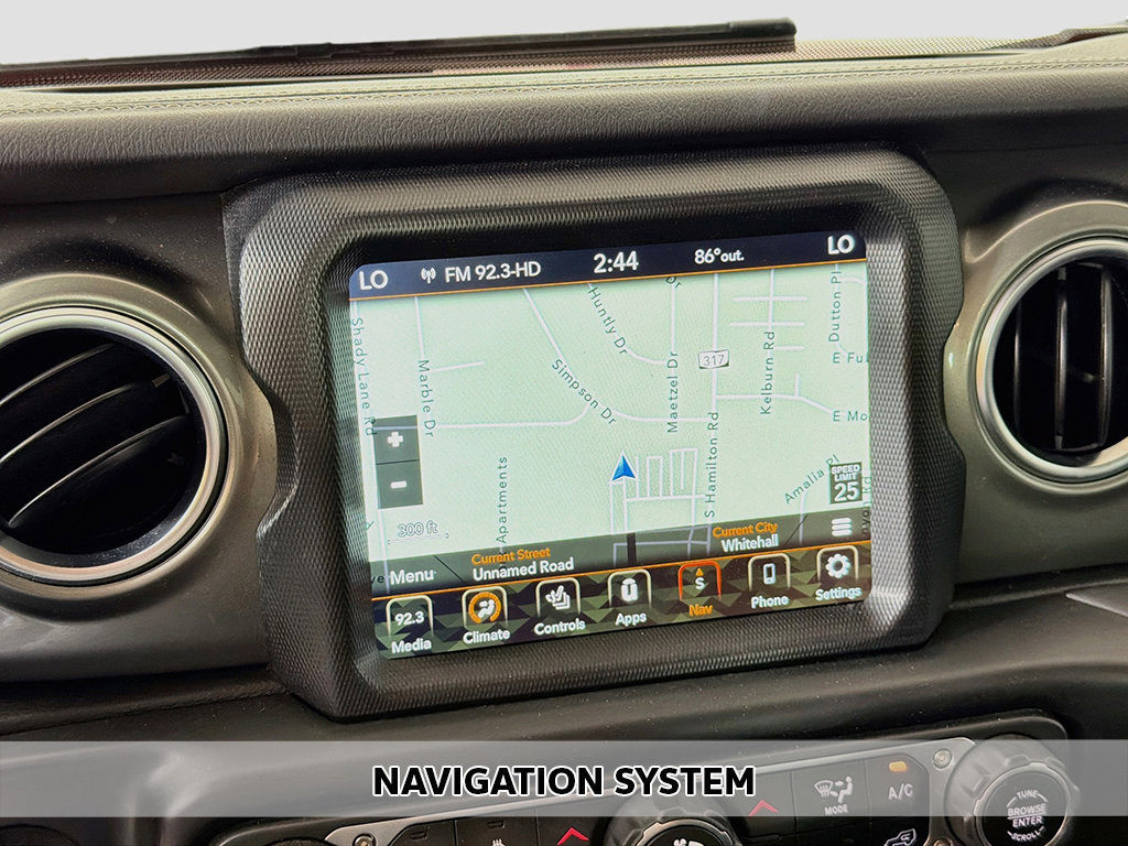 Used 2021 Jeep Wrangler Unlimited Sahara w/ Uconnect 4C Nav & Sound Group AWD/4WD image 3