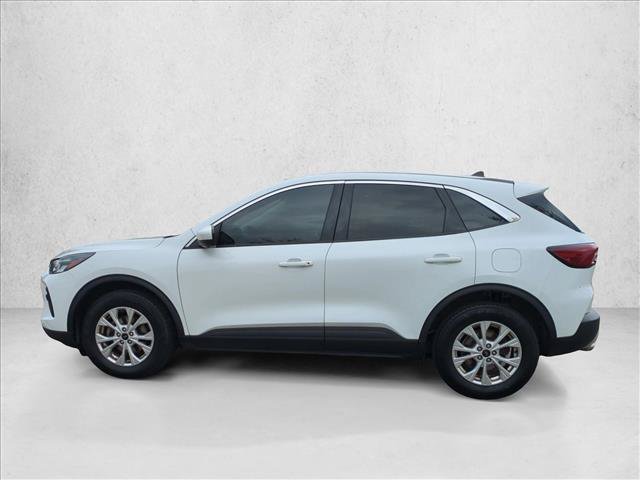 Used 2023 Ford Escape Active w/ Tech Pack #2 AWD/4WD image 9
