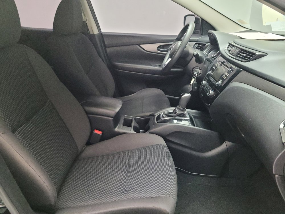 Used 2017 Nissan Rogue Sport S image 21