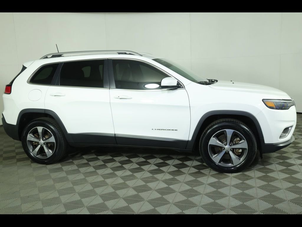 Used 2019 Jeep Cherokee Limited AWD/4WD image 7
