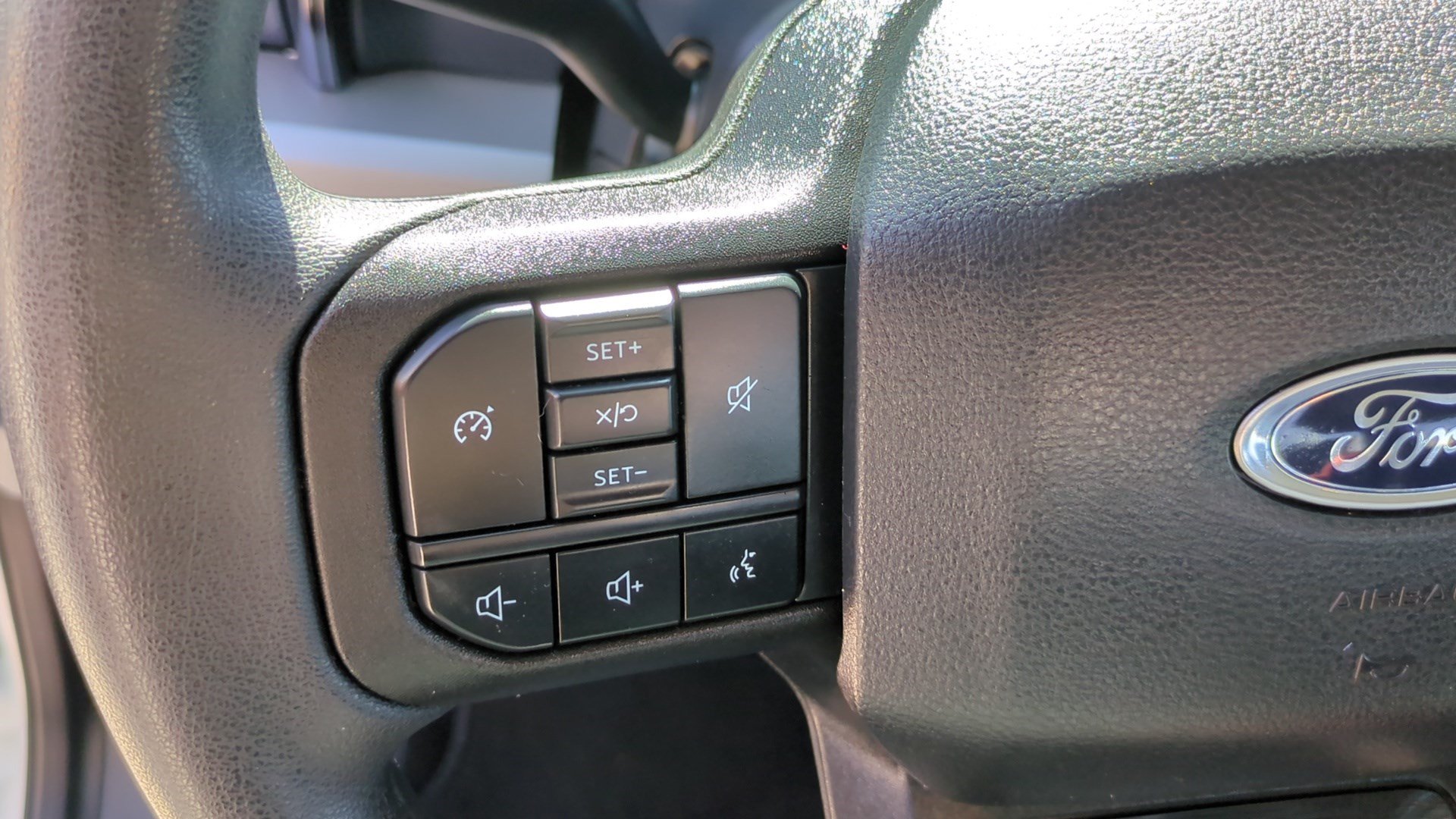 Used 2024 Ford F350 XL w/ STX Appearance Package AWD/4WD image 19