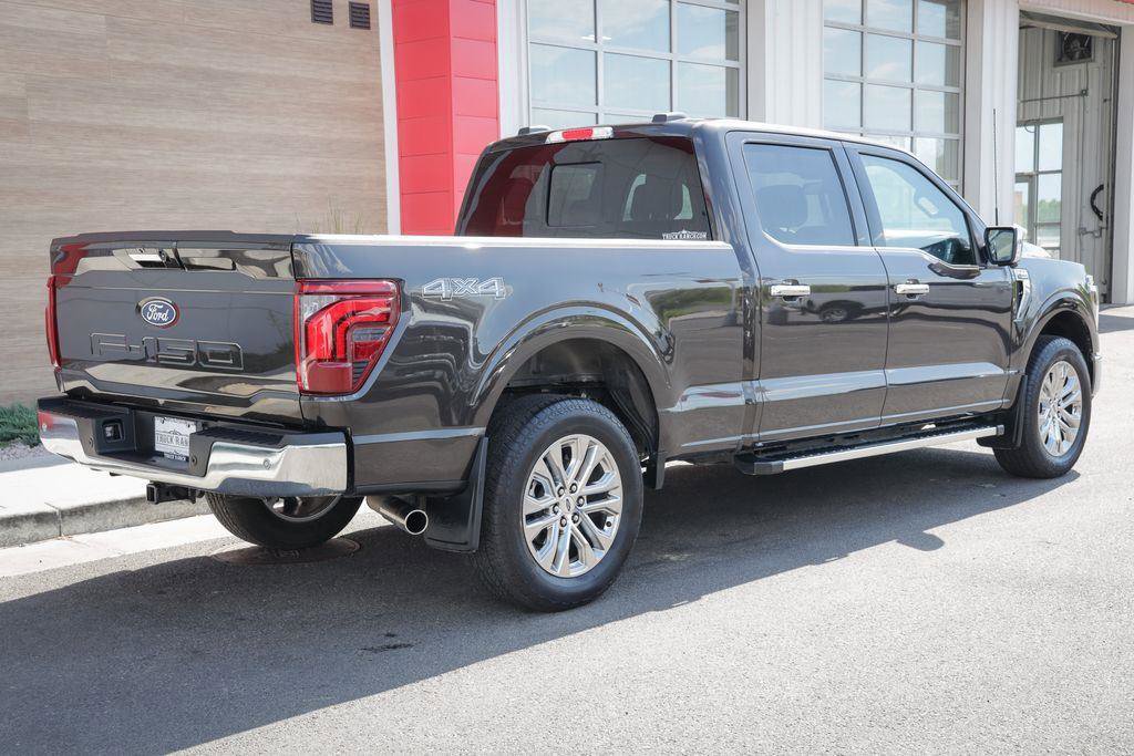 Used 2024 Ford F150 Lariat image 3