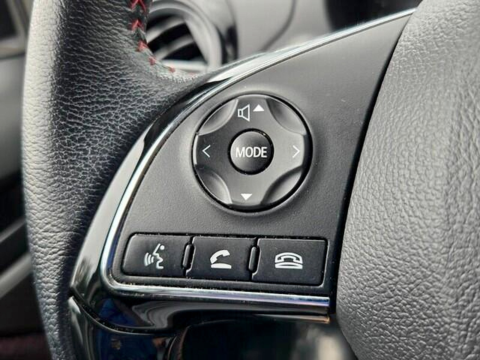 Used 2024 Mitsubishi Mirage Black Edition FWD image 23