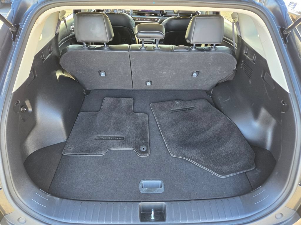 Used 2023 Kia Sportage EX AWD/4WD image 13