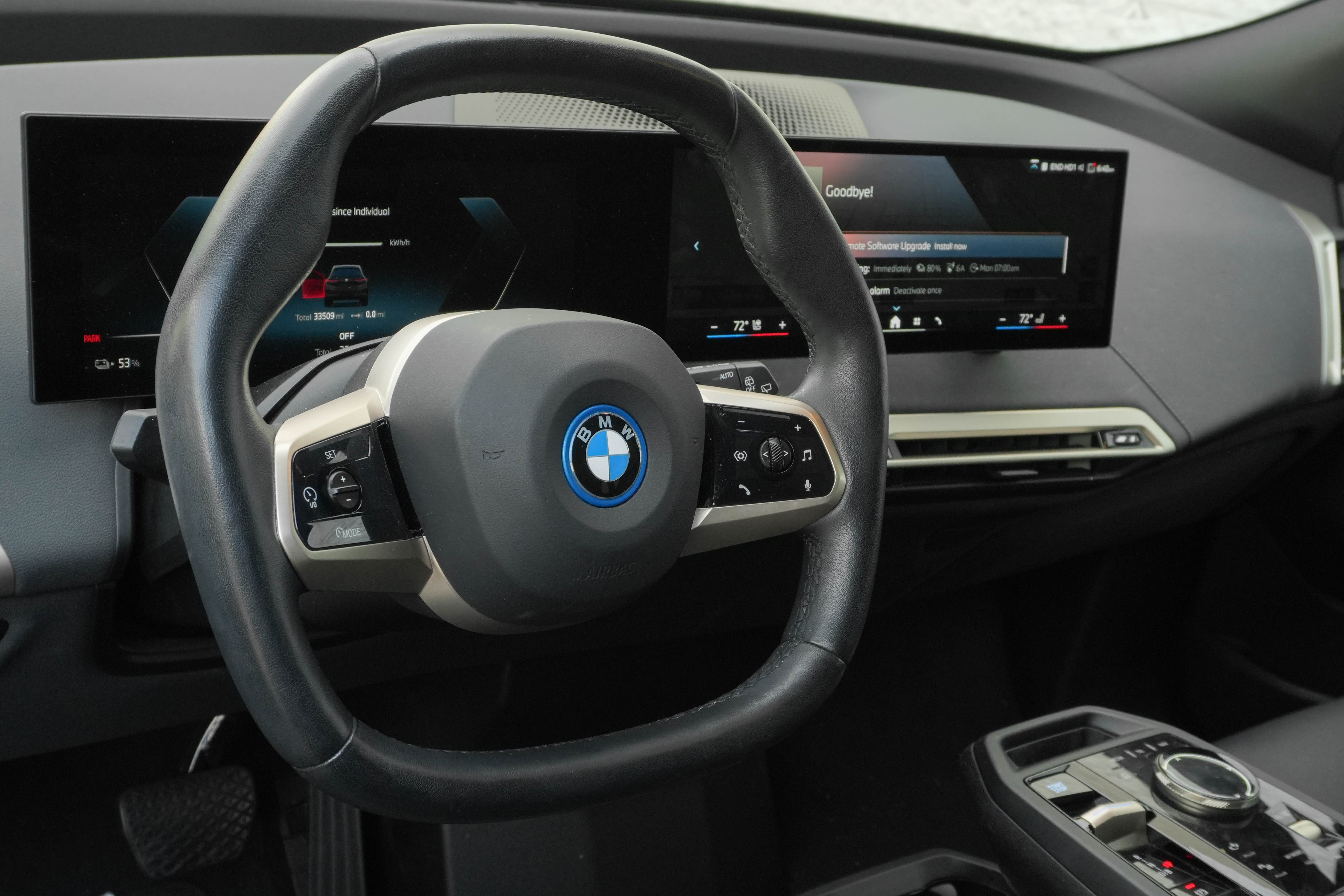 Certified 2024 BMW iX xDrive50 w/ Sport Package AWD/4WD image 7
