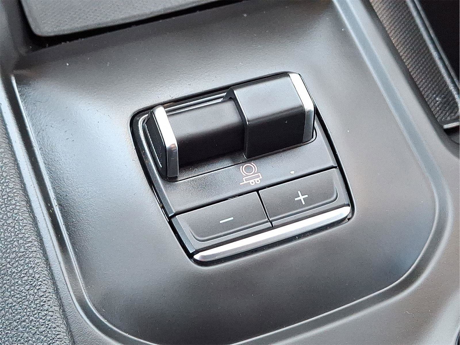 Used 2024 GMC Sierra 3500 AT4 w/ AT4 Premium Plus Package image 23