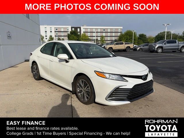 Used 2024 Toyota Camry XLE w/ Cold Weather Package AWD/4WD image 3