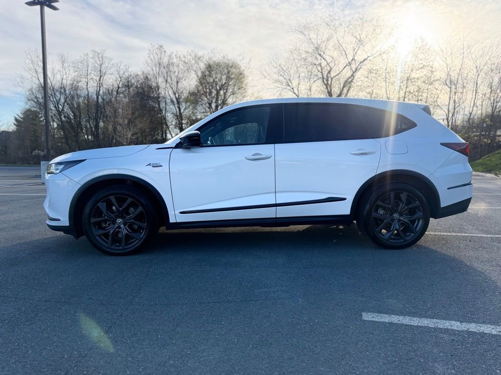 Used 2022 Acura MDX A-Spec AWD/4WD image 3