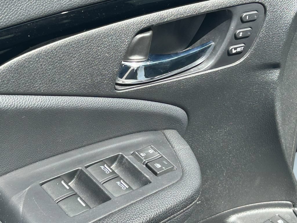 Used 2020 Honda Pilot Elite image 29