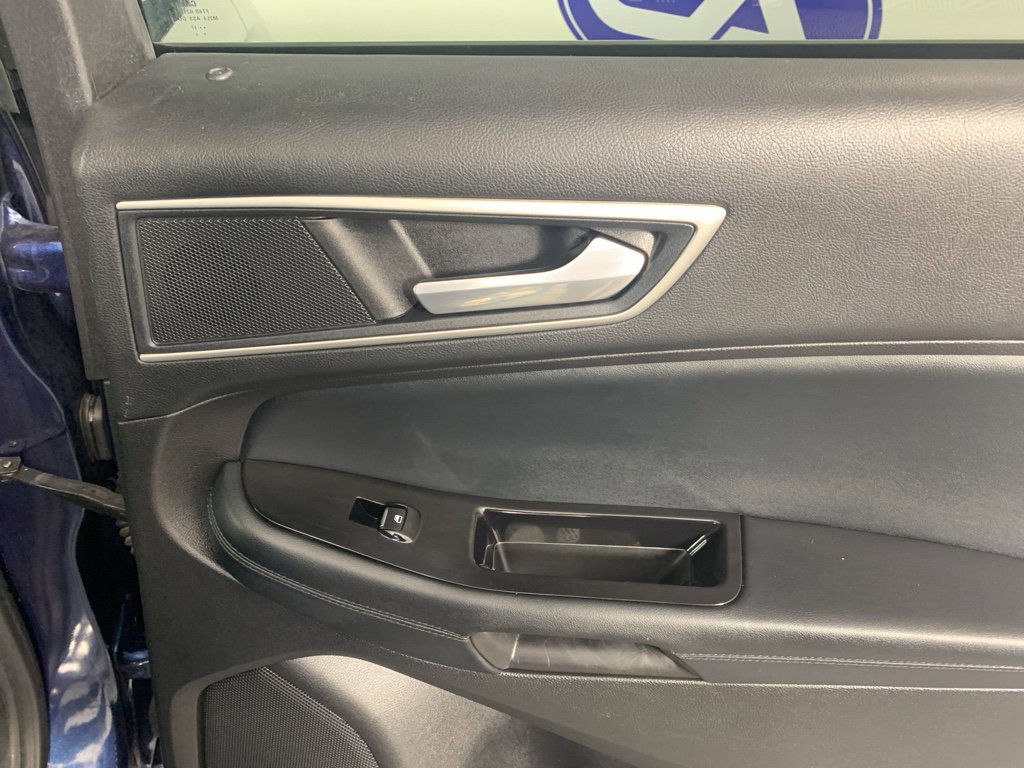 Used 2017 Ford Edge SEL w/ Equipment Group 201A image 39