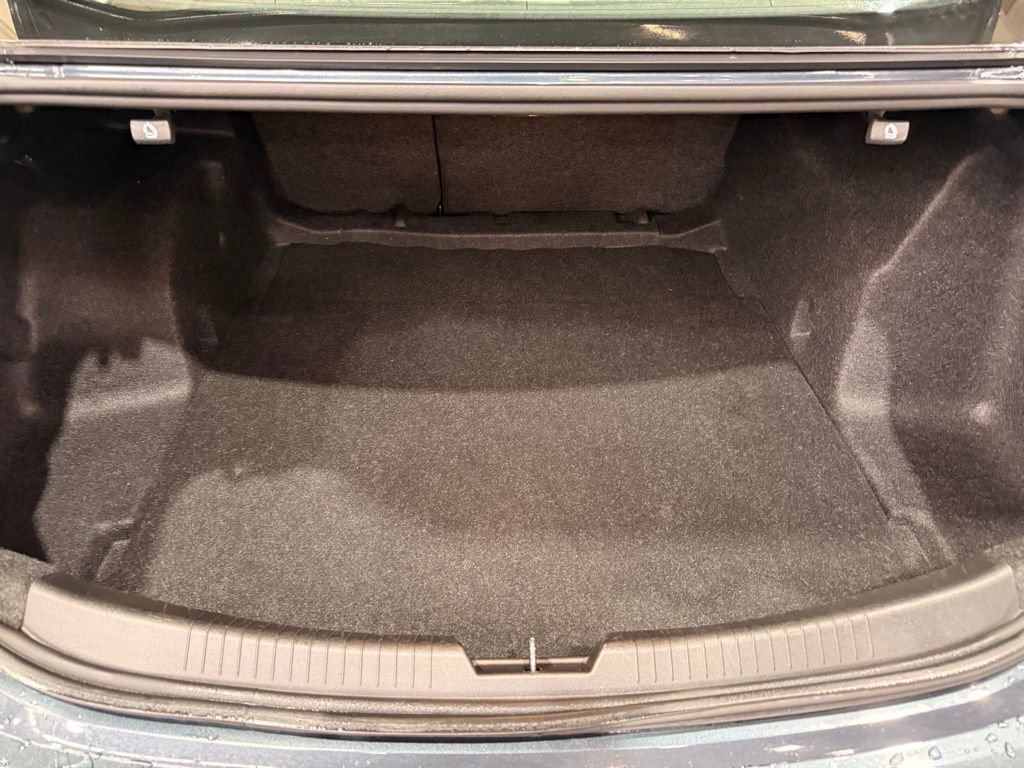 Used 2020 Chevrolet Malibu LS image 13