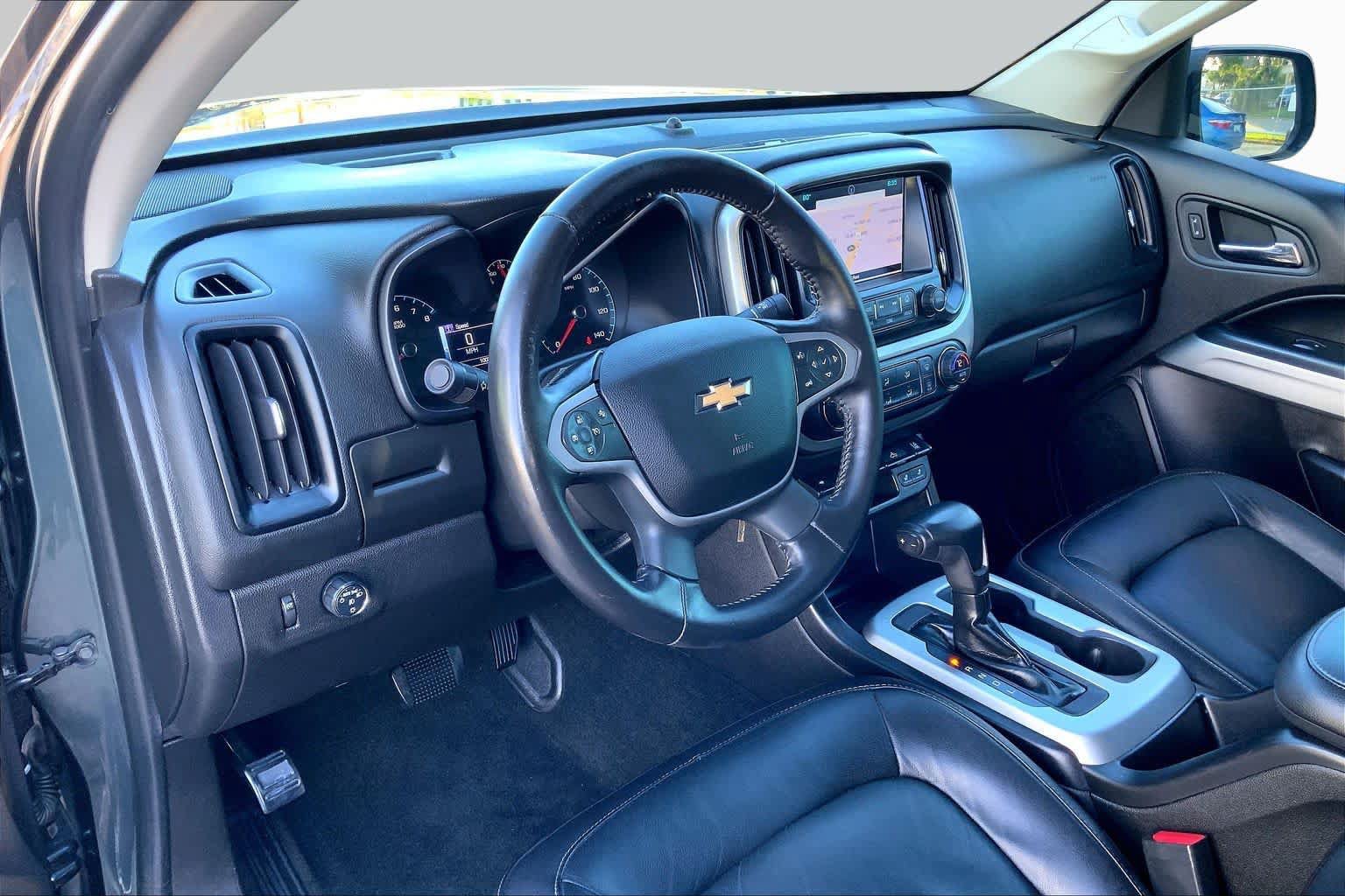 Used 2018 Chevrolet Colorado LT w/ Luxury Package, Chrome RWD image 16
