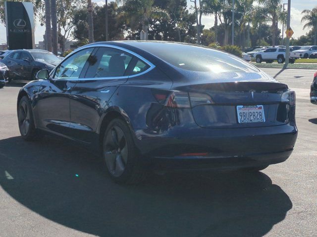 Used 2019 Tesla Model 3 Standard Range Plus image 8