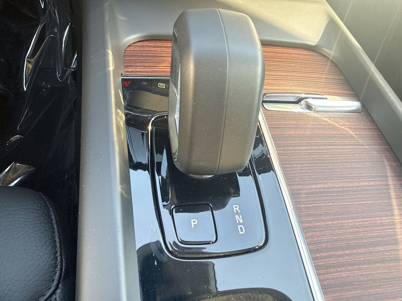 Certified 2023 Volvo XC60 B5 Plus w/ Climate Package AWD/4WD image 22