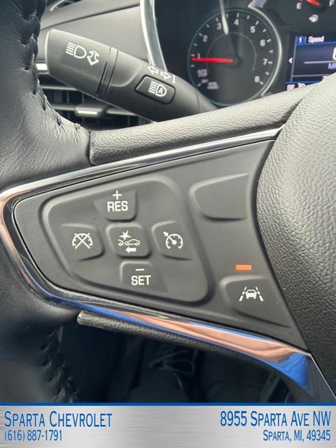 Used 2020 Chevrolet Equinox LT w/ Driver Convenience Package FWD image 18