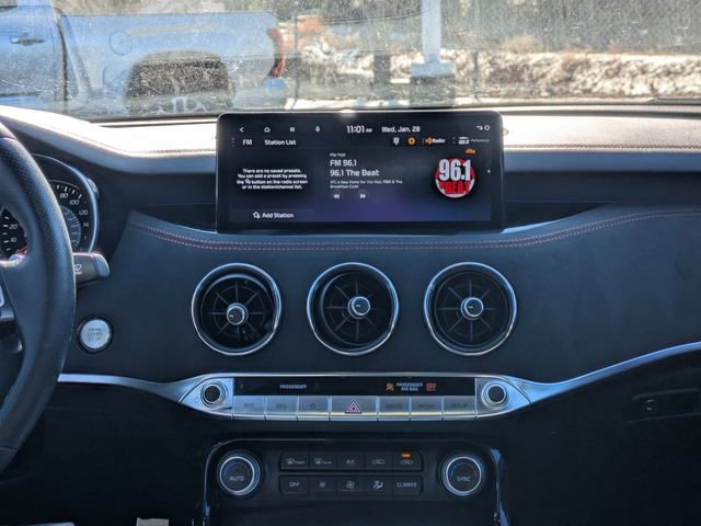Used 2023 Kia Stinger GT2 image 19