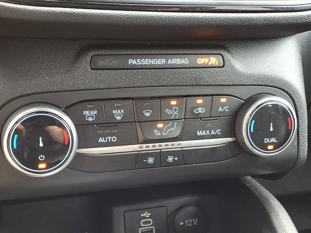 Used 2025 Ford Escape ST-Line AWD/4WD image 29