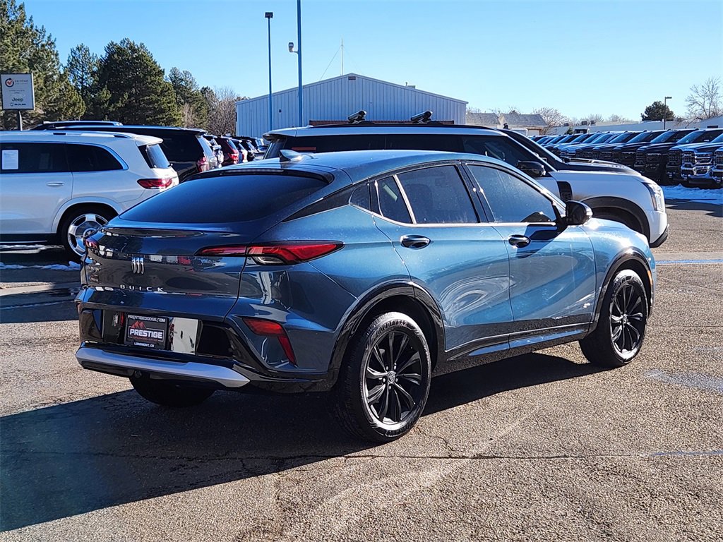 Used 2025 Buick Envista Sport Touring w/ Convenience II Package image 3