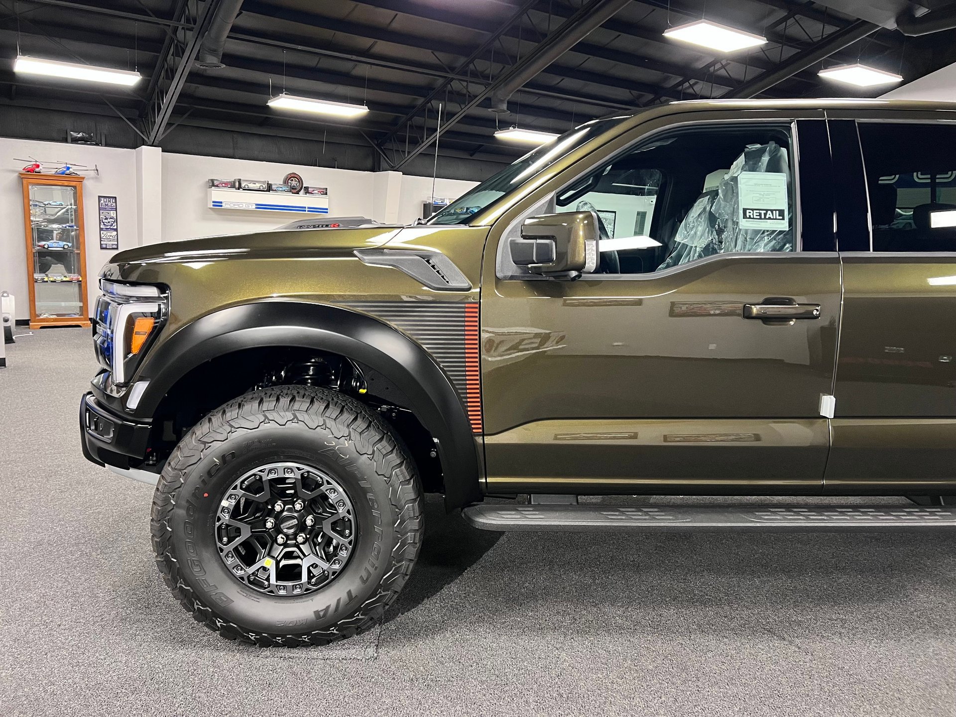 Used 2025 Ford F150 Raptor w/ Equipment Group 803A Raptor R image 34