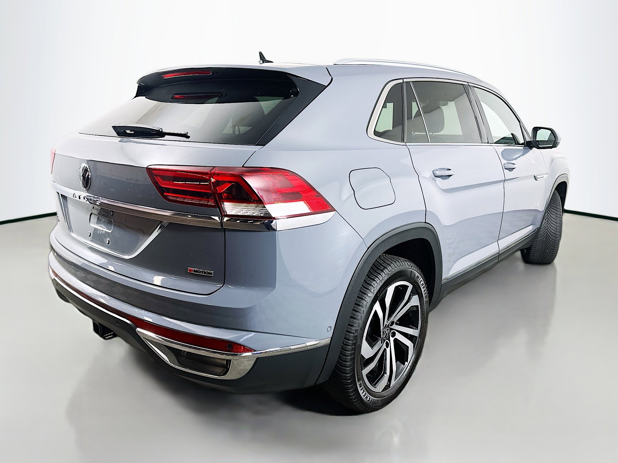 Used 2020 Volkswagen Atlas Cross Sport SEL Premium image 7