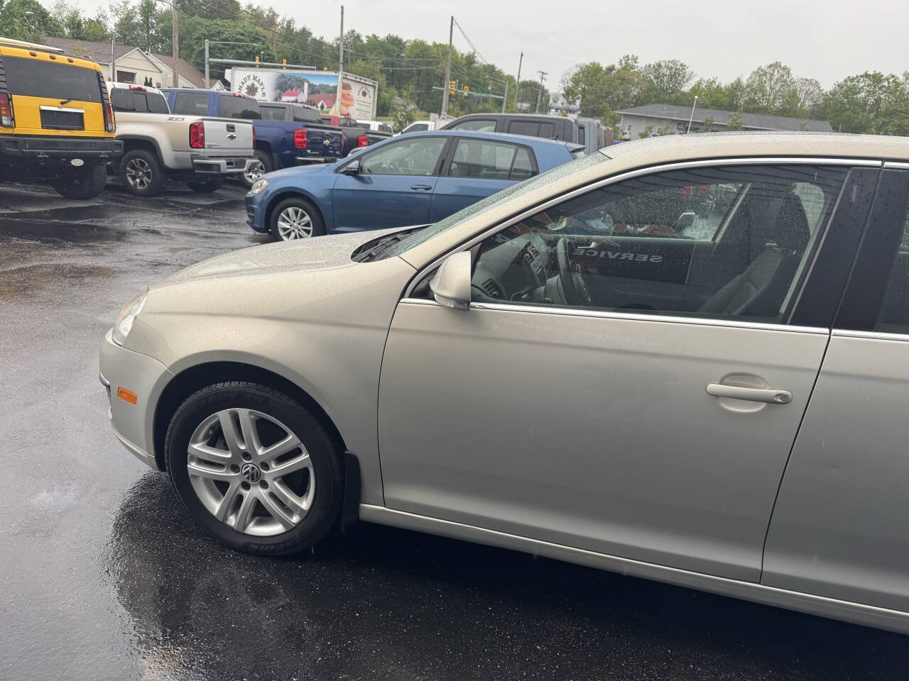 Used 2010 Volkswagen Jetta TDI FWD image 4