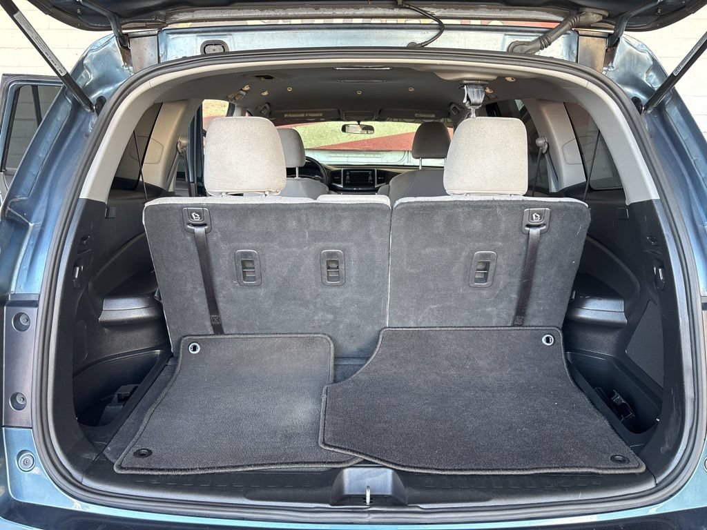 Used 2017 Honda Pilot LX image 17