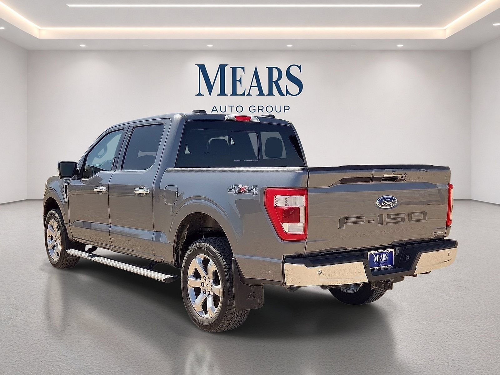 Used 2023 Ford F150 Lariat w/ Equipment Group 502A High AWD/4WD image 3