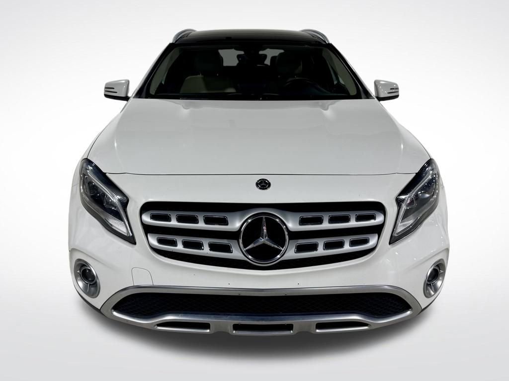 Used 2020 Mercedes-Benz GLA 250 4MATIC w/ Premium Package image 12