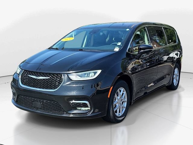 Used 2024 Chrysler Pacifica Touring-L FWD image 7