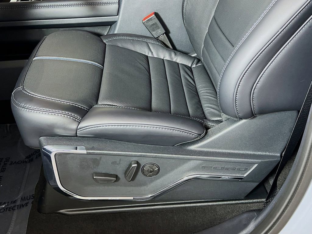 New 2026 Ford F250 Platinum w/ Tremor Off-Road Package image 23