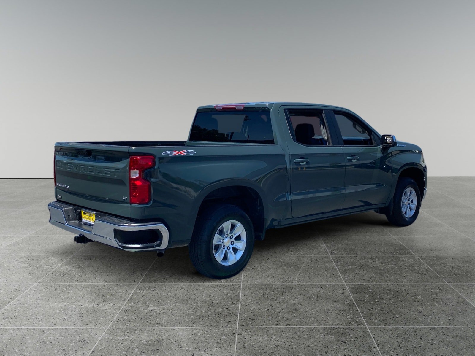 Used 2025 Chevrolet Silverado 1500 LT AWD/4WD image 5