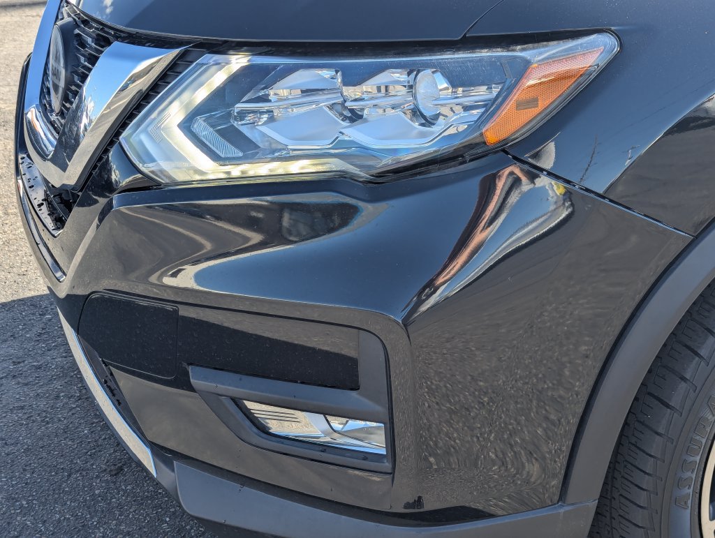 Used 2020 Nissan Rogue SL w/ Premium Package AWD/4WD image 12