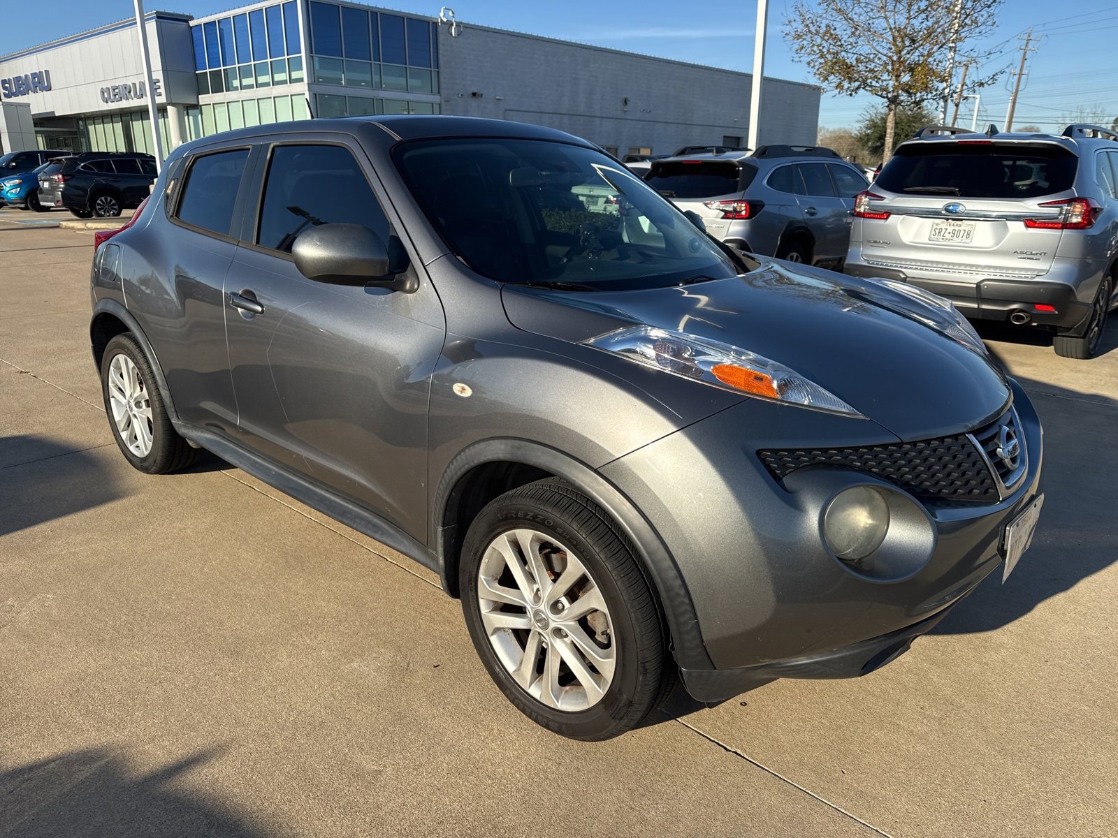 Used 2014 Nissan Juke S image 2