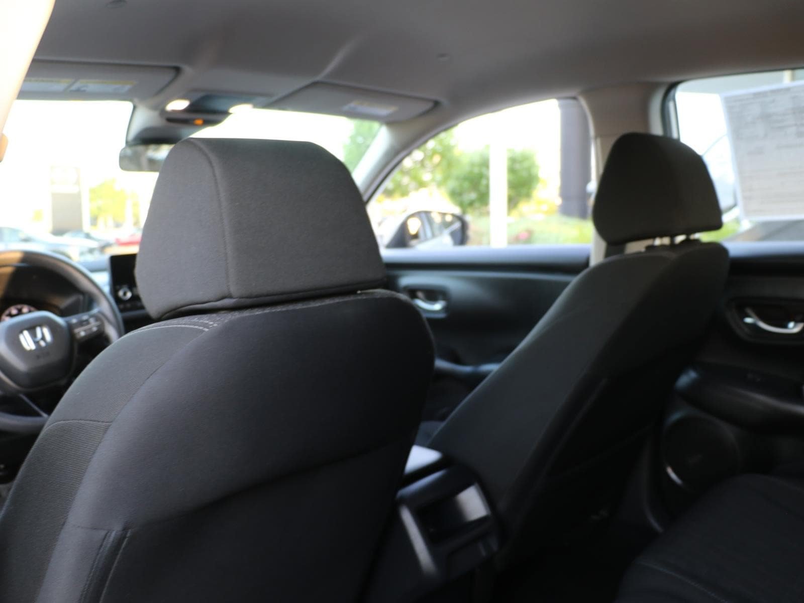 Used 2023 Honda HR-V LX image 11