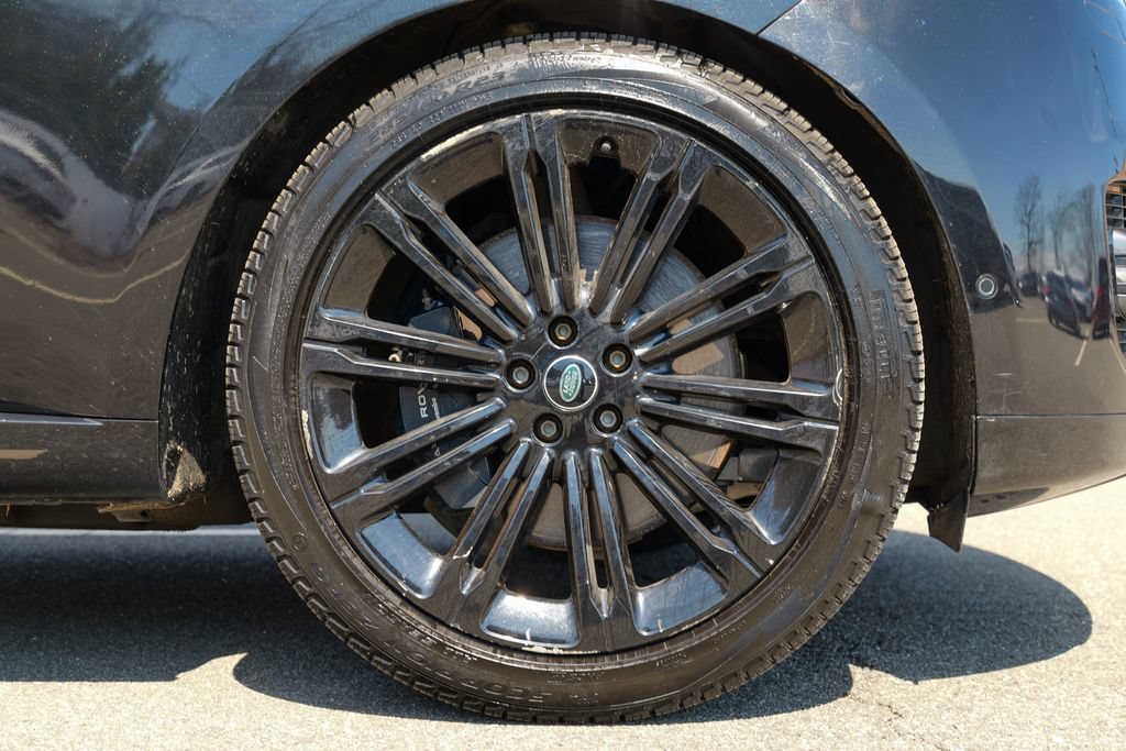 Used 2023 Land Rover Range Rover Autobiography AWD/4WD image 12