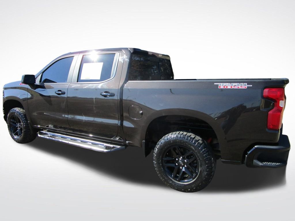 Used 2019 Chevrolet Silverado 1500 LT Trail Boss image 3