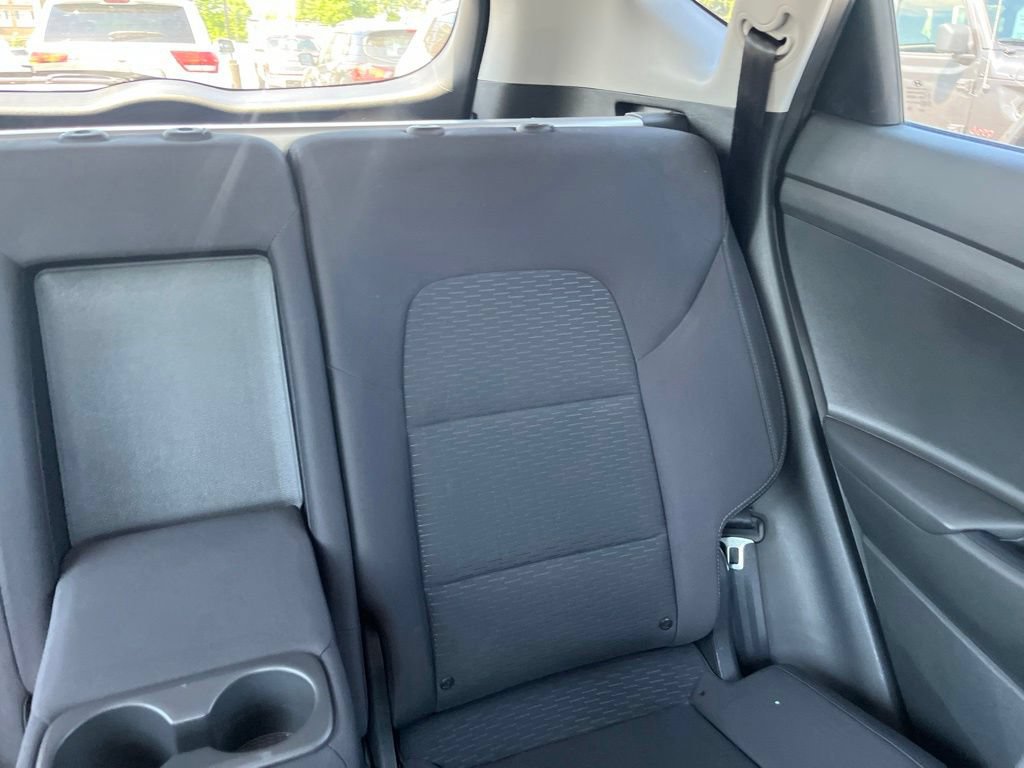 Used 2019 Hyundai Tucson Value AWD/4WD image 16