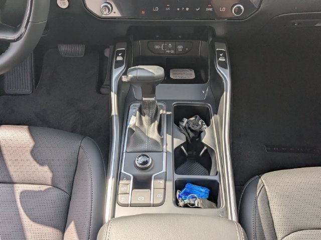 New 2026 Kia Sorento S FWD image 18
