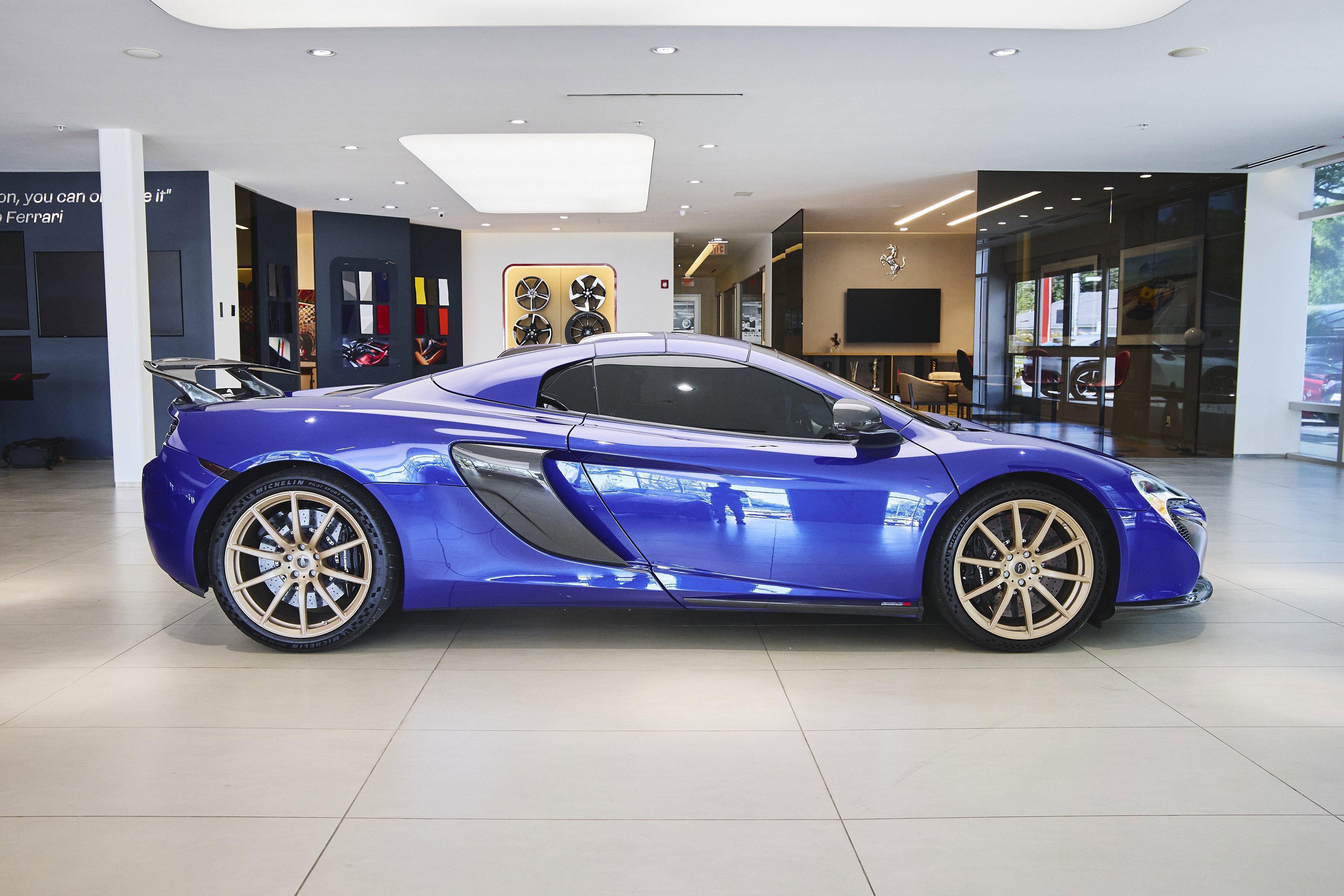 Used 2016 McLaren 650S Spider image 51