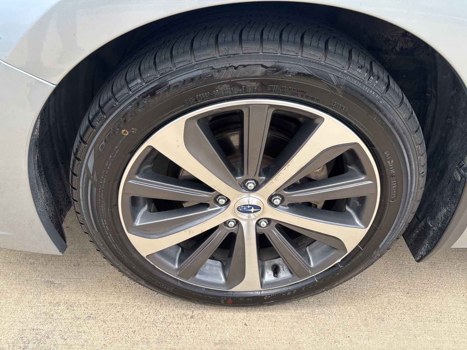 Used 2017 Subaru Legacy 2.5i Limited AWD/4WD image 10