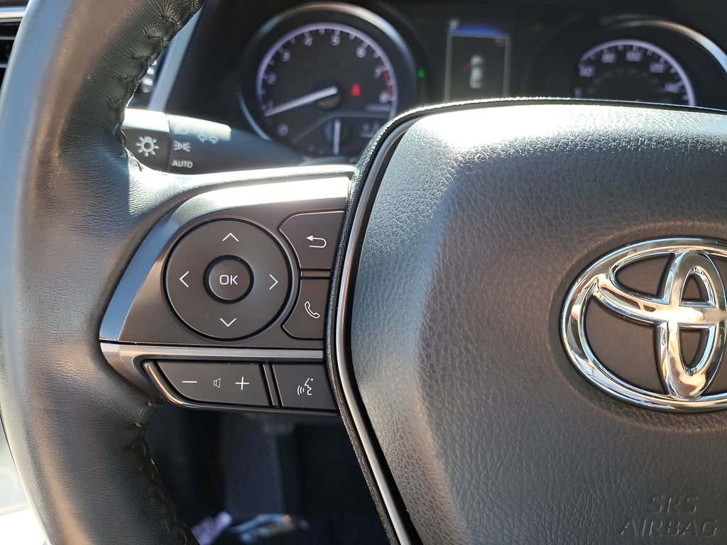 Certified 2022 Toyota Camry SE w/ Convenience Package image 17