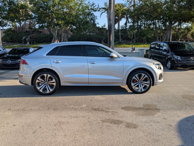 Used 2019 Audi Q8 Premium Plus w/ Premium Plus AWD/4WD image 4