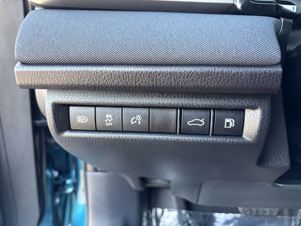 Certified 2025 Toyota Camry LE image 24