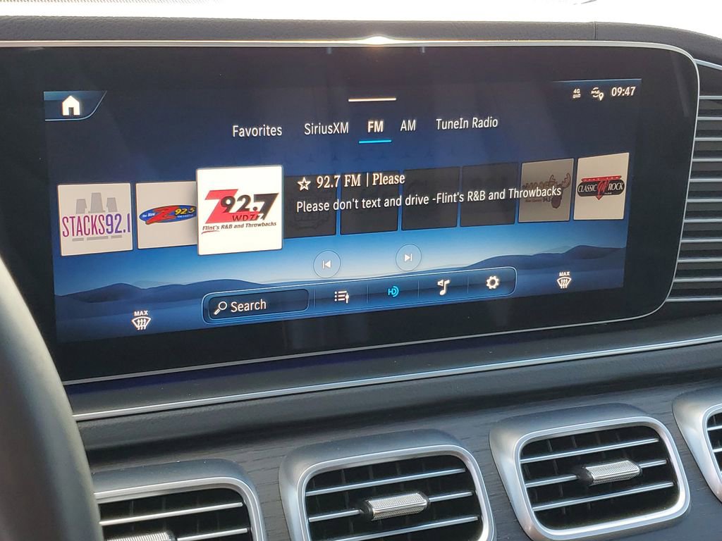 Used 2025 Mercedes-Benz GLS 450 4MATIC image 16