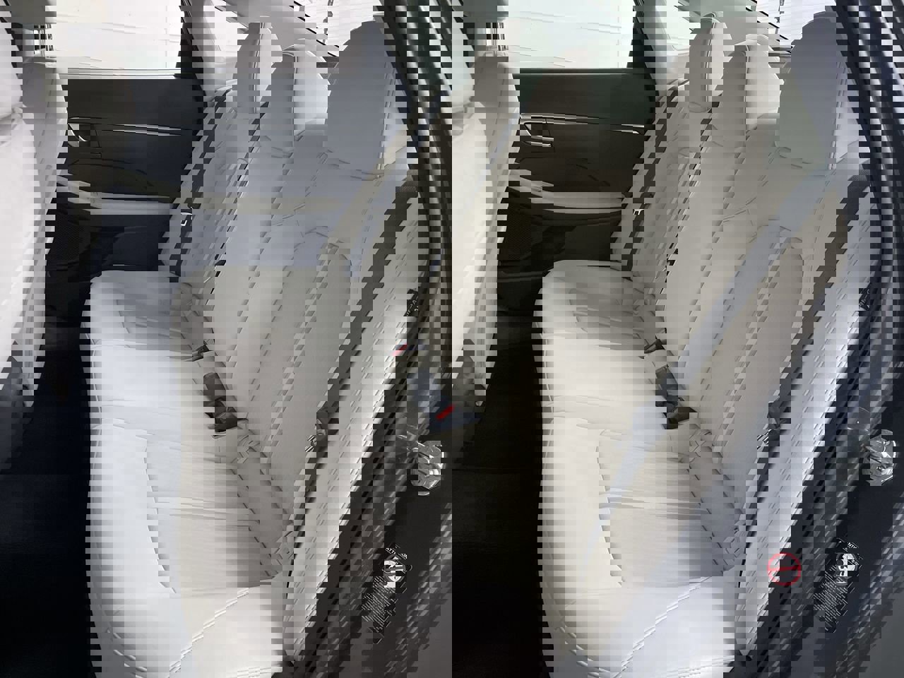 Used 2023 Hyundai Sonata SE w/ Cargo Package image 19