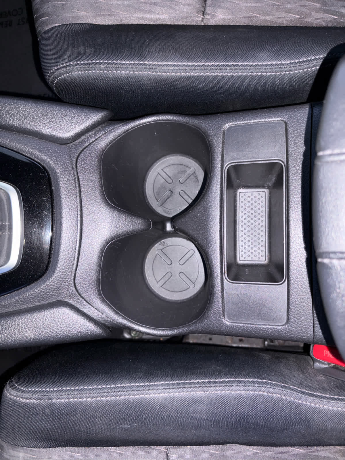 Used 2018 Nissan Rogue S image 17