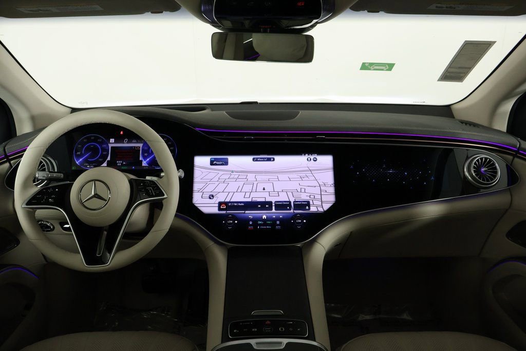 New 2026 Mercedes-Benz EQS 400 4MATIC SUV image 4