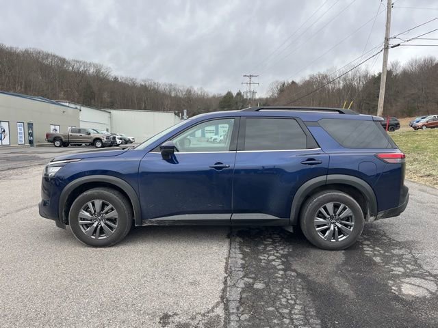 Used 2024 Nissan Pathfinder SV image 9